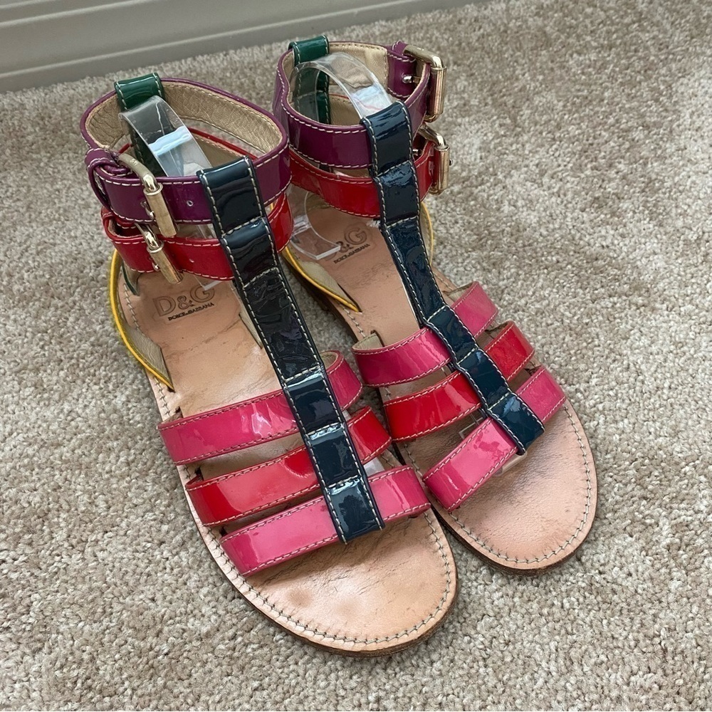 Dolce & Gabbana | Women's Multicolor Patent Leather Gladiator Flats Size 37 - Picture 5 of 11